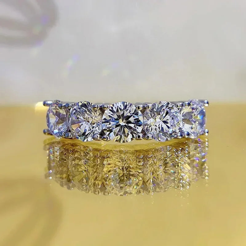 18k White Gold Moissanite Diamond Wedding Ring